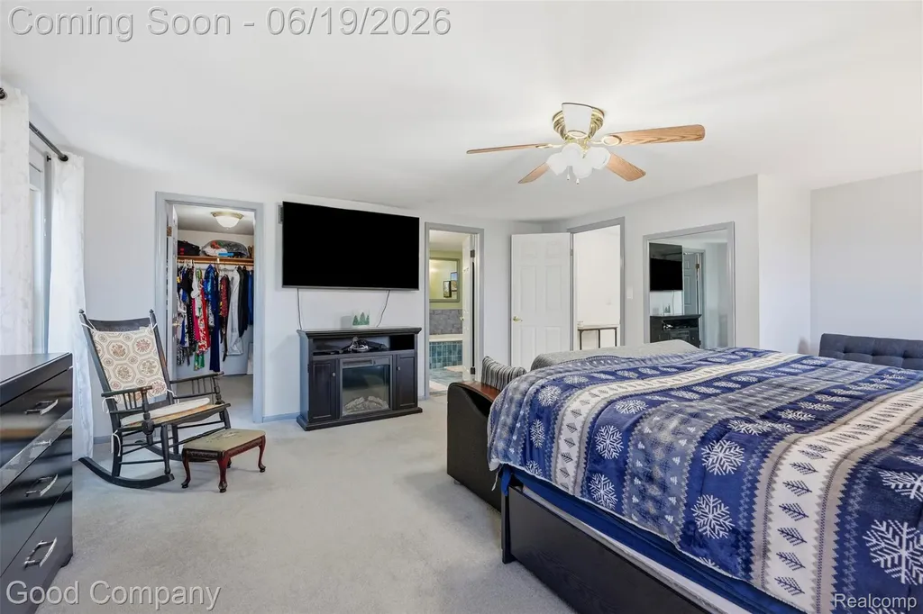 3062 Saint Jude Drive Waterford Charter Township MI 48329