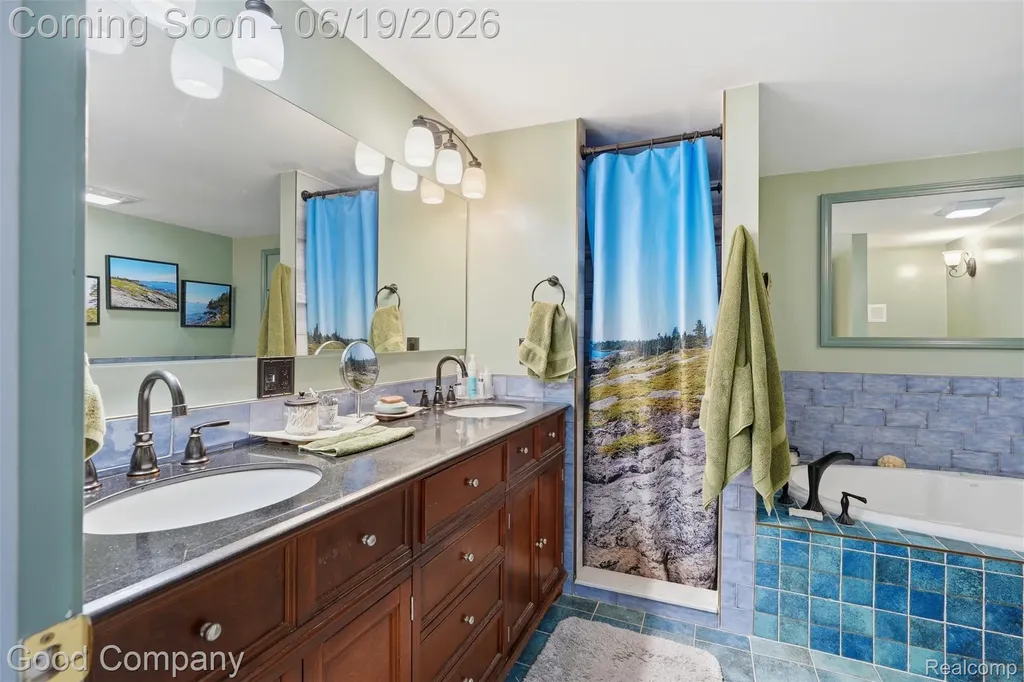 3062 Saint Jude Drive Waterford Charter Township MI 48329
