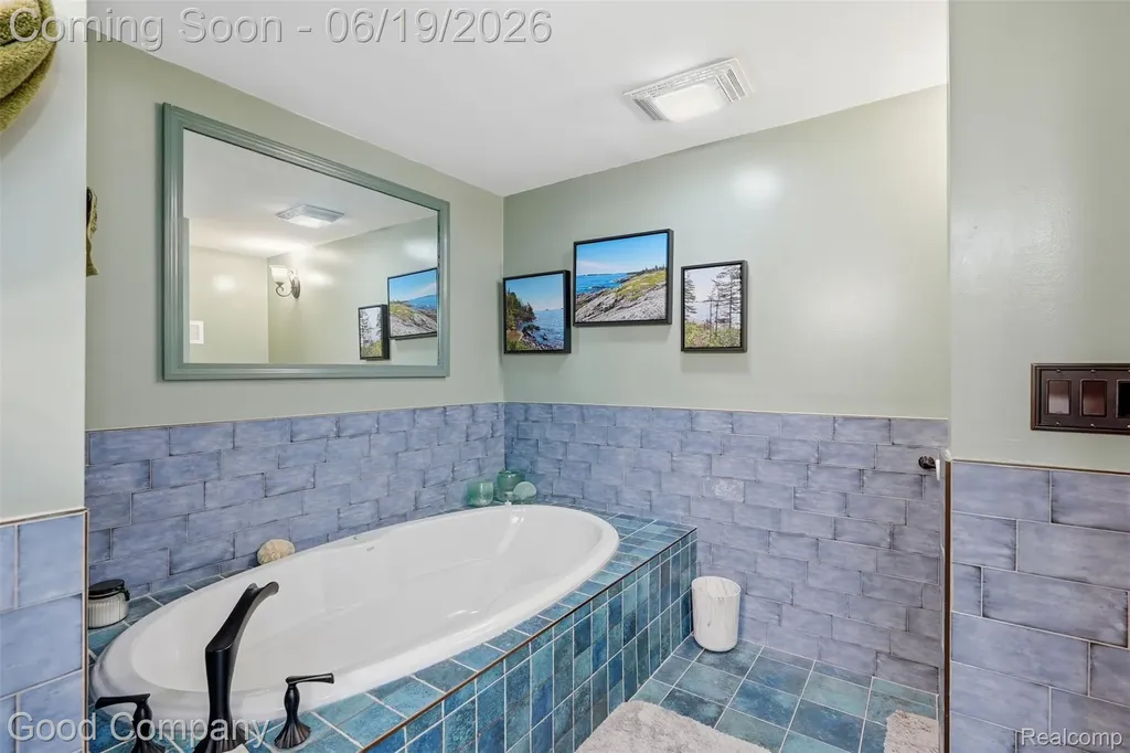 3062 Saint Jude Drive Waterford Charter Township MI 48329