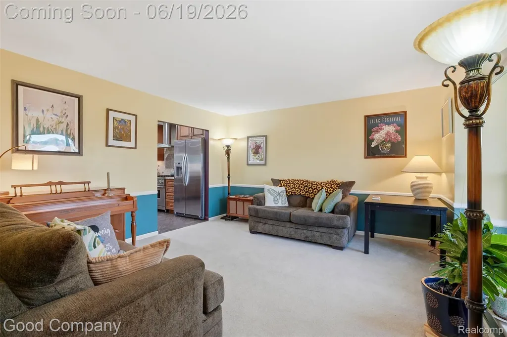3062 Saint Jude Drive Waterford Charter Township MI 48329