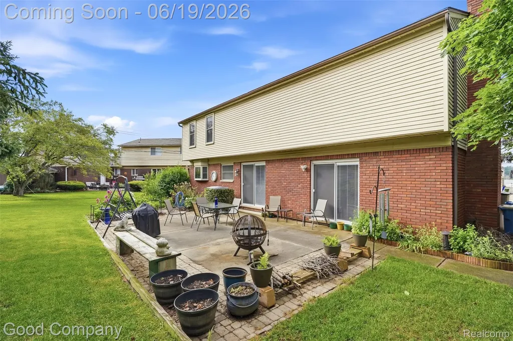 3062 Saint Jude Drive Waterford Charter Township MI 48329