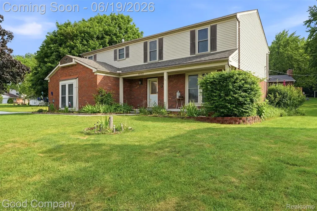 3062 Saint Jude Drive Waterford Charter Township MI 48329