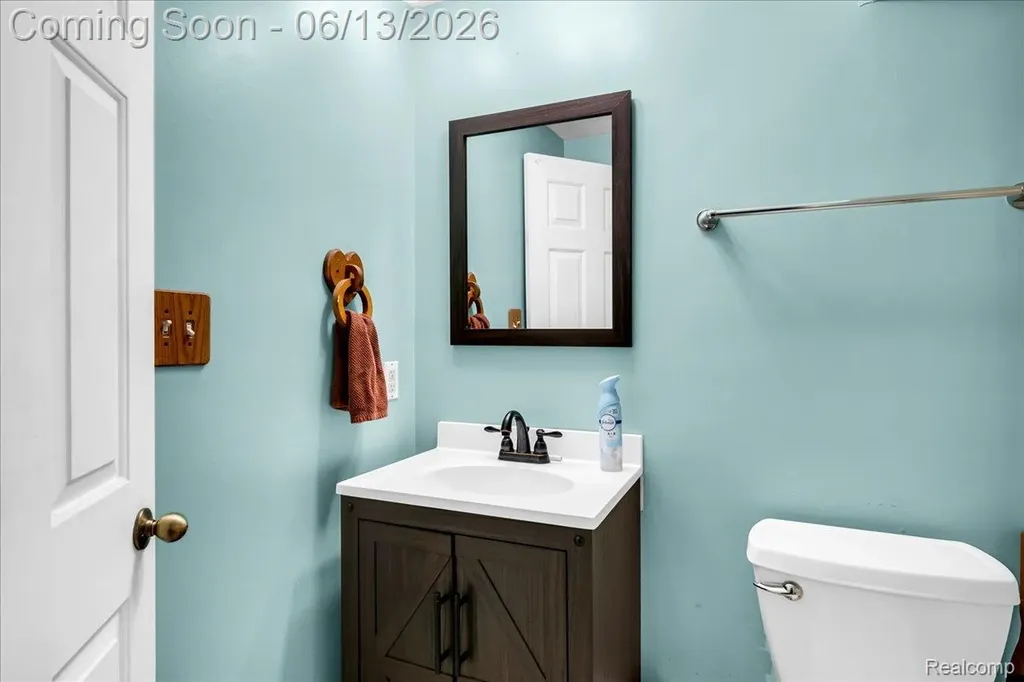 26877 N Dixboro Road Green Oak Township MI 48178