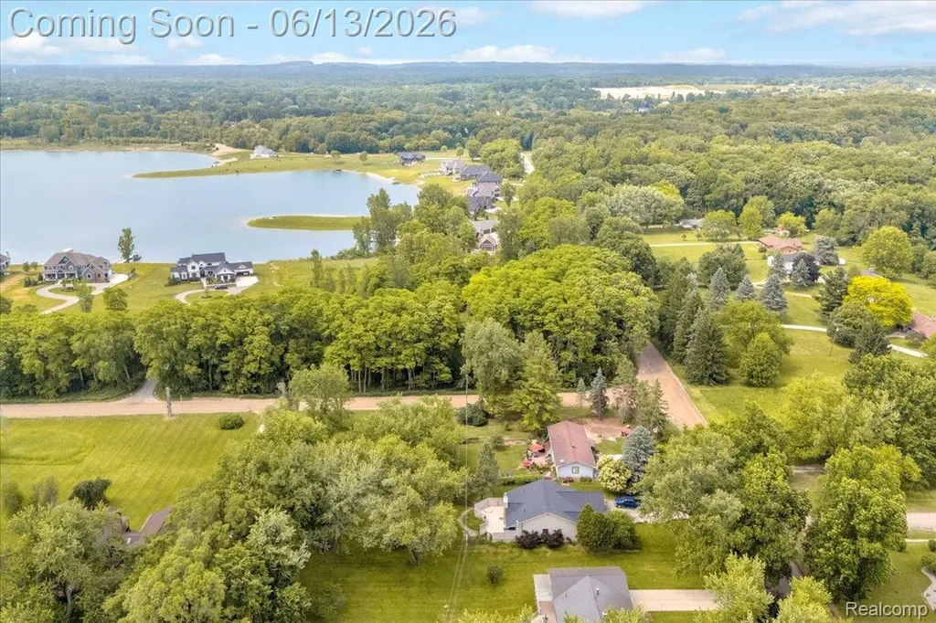 26877 N Dixboro Road Green Oak Township MI 48178