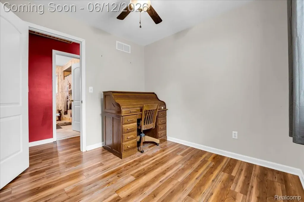 26877 N Dixboro Road Green Oak Township MI 48178