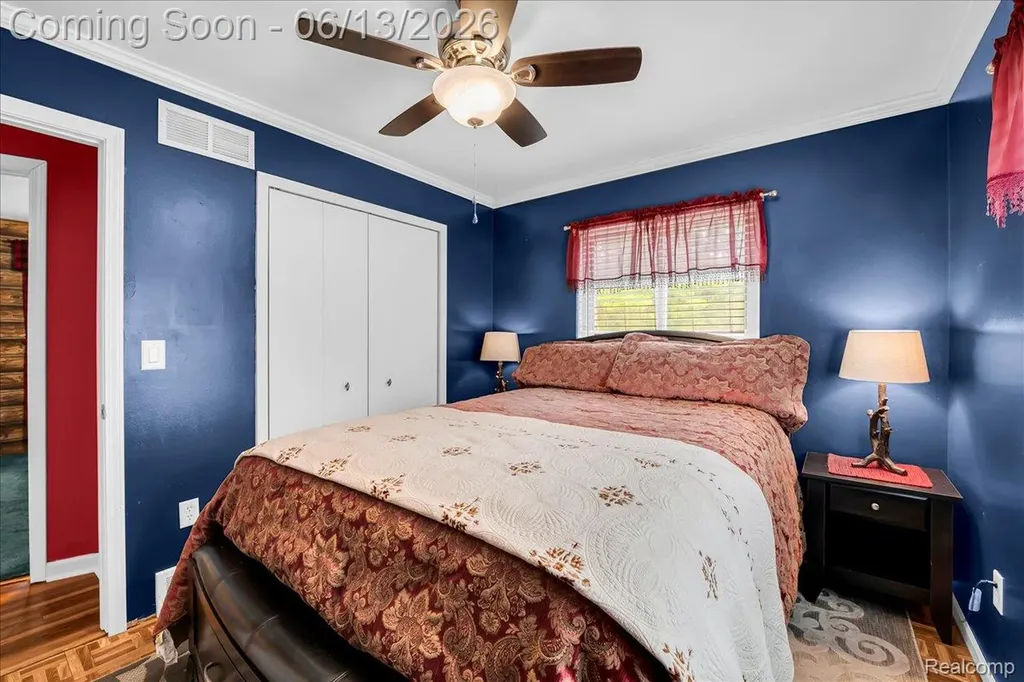 26877 N Dixboro Road Green Oak Township MI 48178