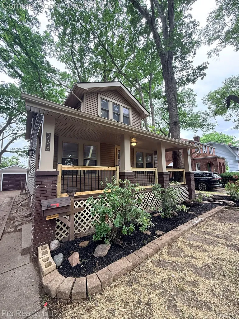 735 Withington Street Ferndale City MI 48220