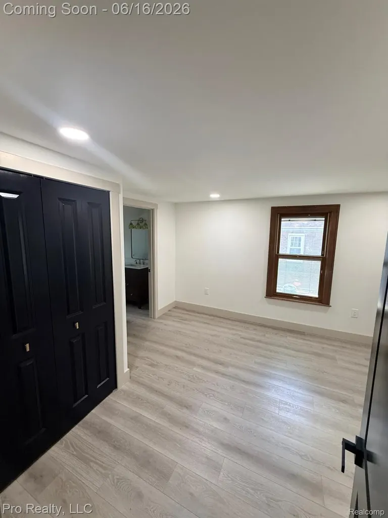 735 Withington Street Ferndale City MI 48220