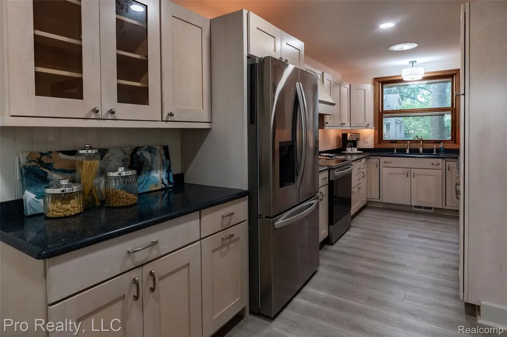 735 Withington Street Ferndale City MI 48220