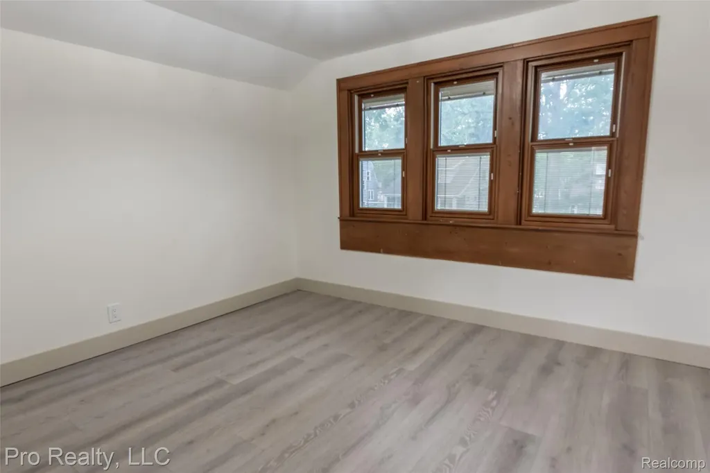 735 Withington Street Ferndale City MI 48220
