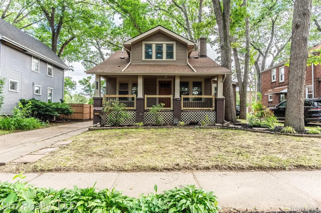 735 Withington Street Ferndale City MI 48220