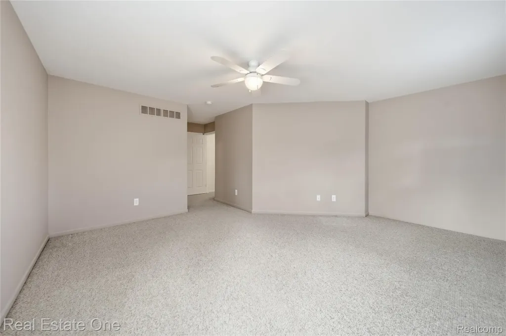 8576 Barrington Drive Superior Charter Township MI 48198