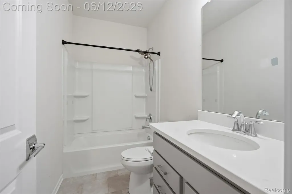 171 Coppice Way White Lake Charter Township MI 48386