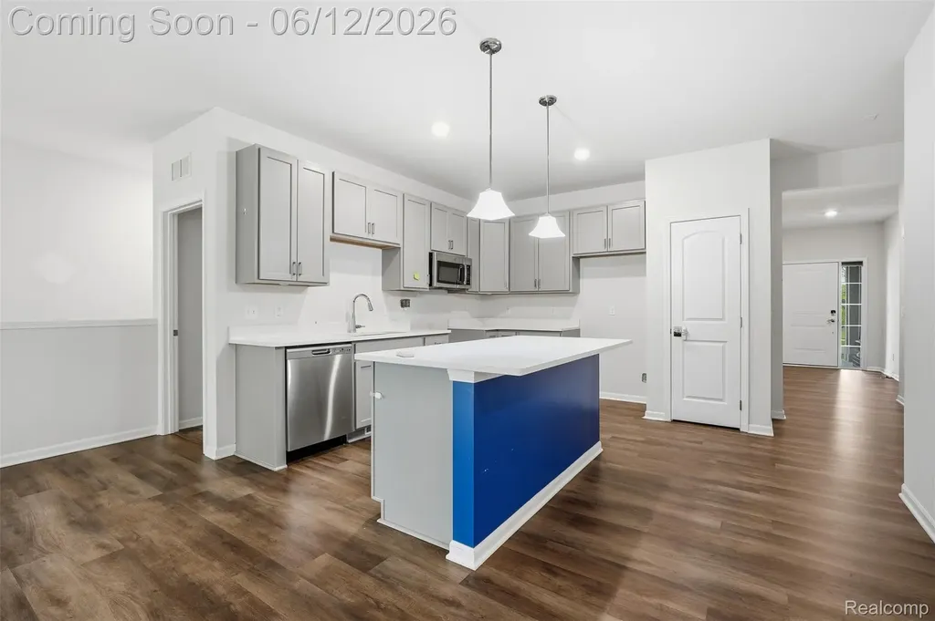 171 Coppice Way White Lake Charter Township MI 48386