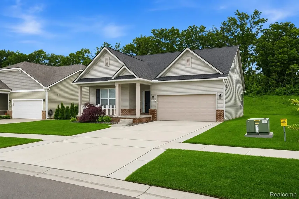 171 Coppice Way White Lake Charter Township MI 48386