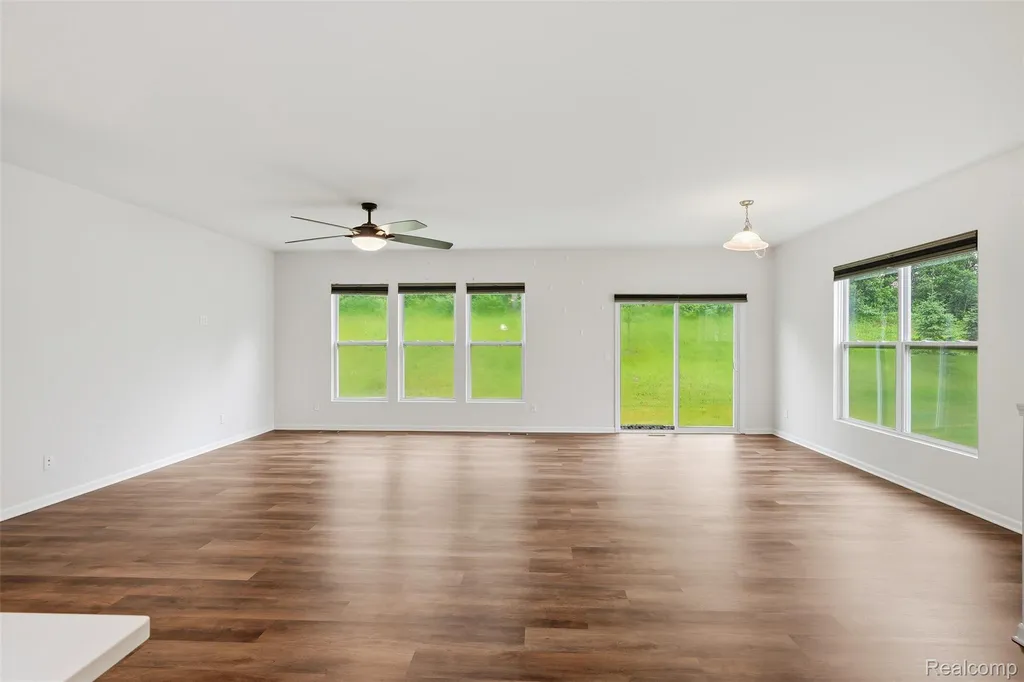 171 Coppice Way White Lake Charter Township MI 48386
