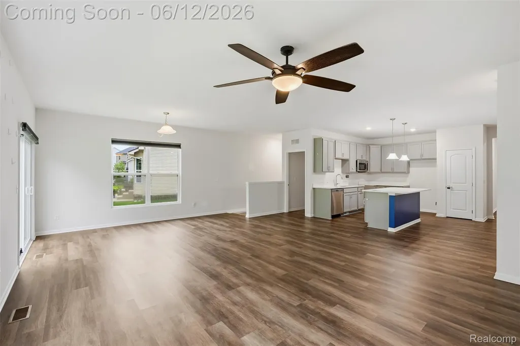 171 Coppice Way White Lake Charter Township MI 48386