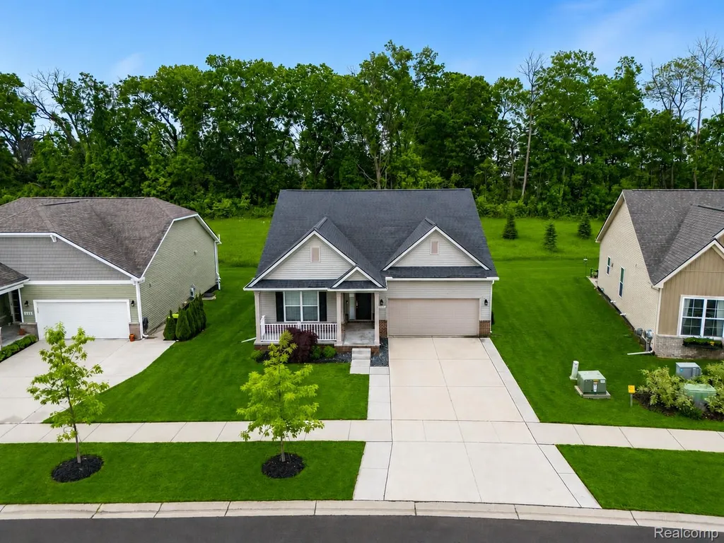 171 Coppice Way White Lake Charter Township MI 48386