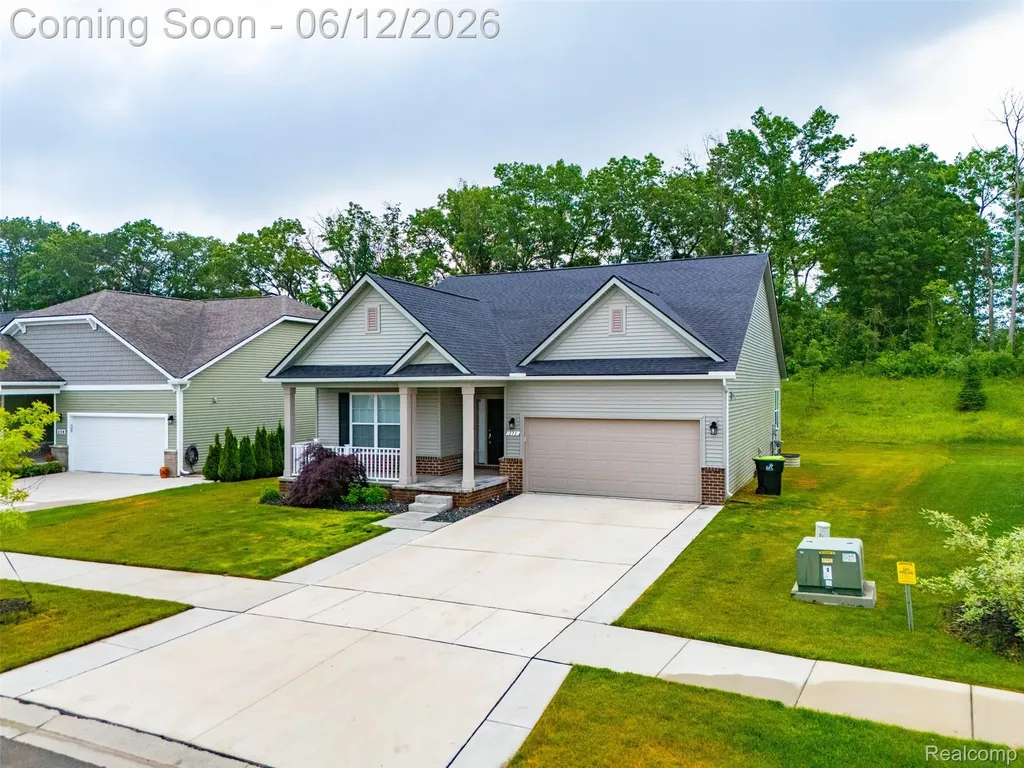 171 Coppice Way White Lake Charter Township MI 48386