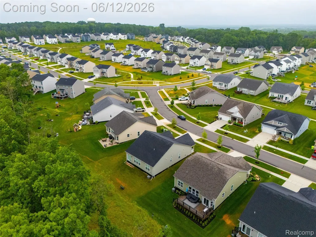 171 Coppice Way White Lake Charter Township MI 48386