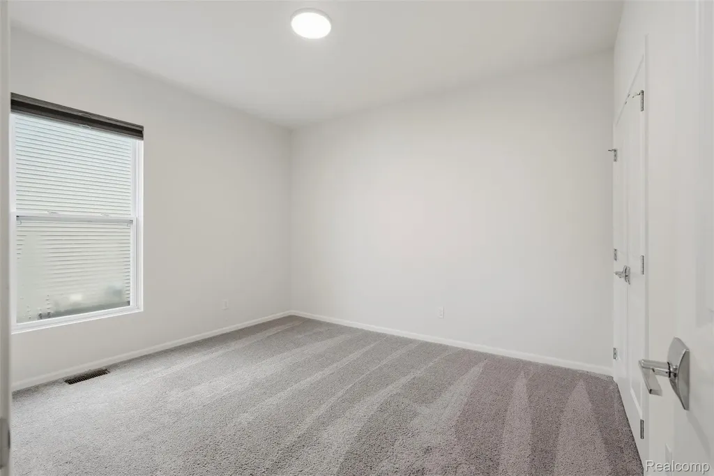 171 Coppice Way White Lake Charter Township MI 48386