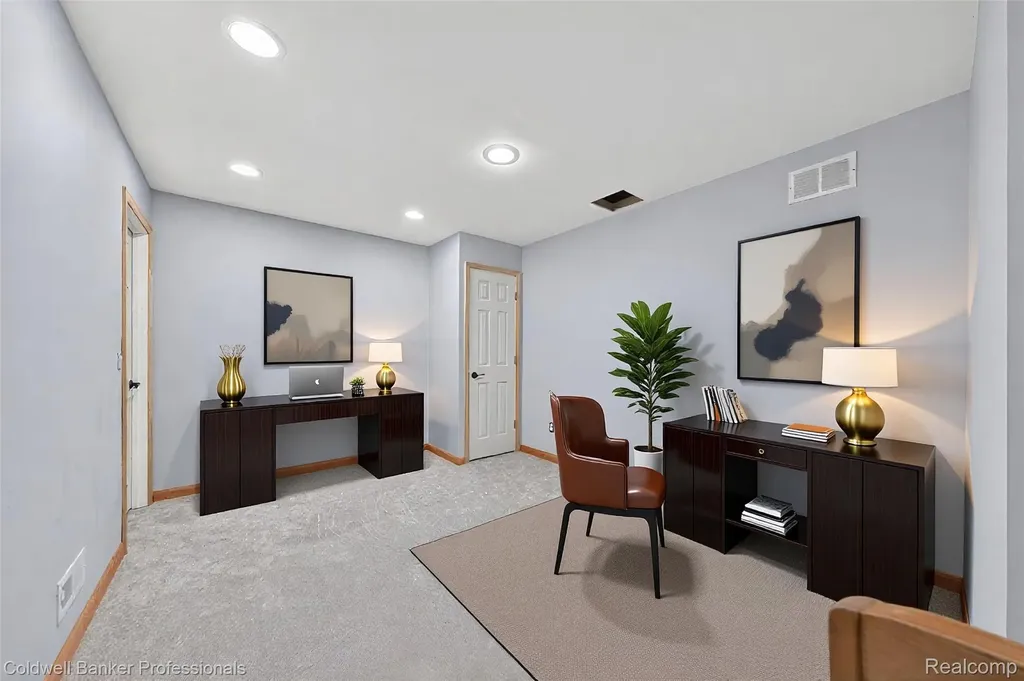 2076 Shore Hill Court West Bloomfield Charter Township MI 48323