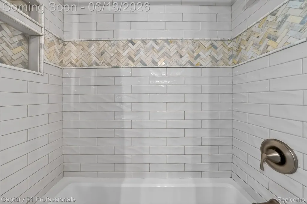 37717 Maas Drive Sterling Heights City MI 48312
