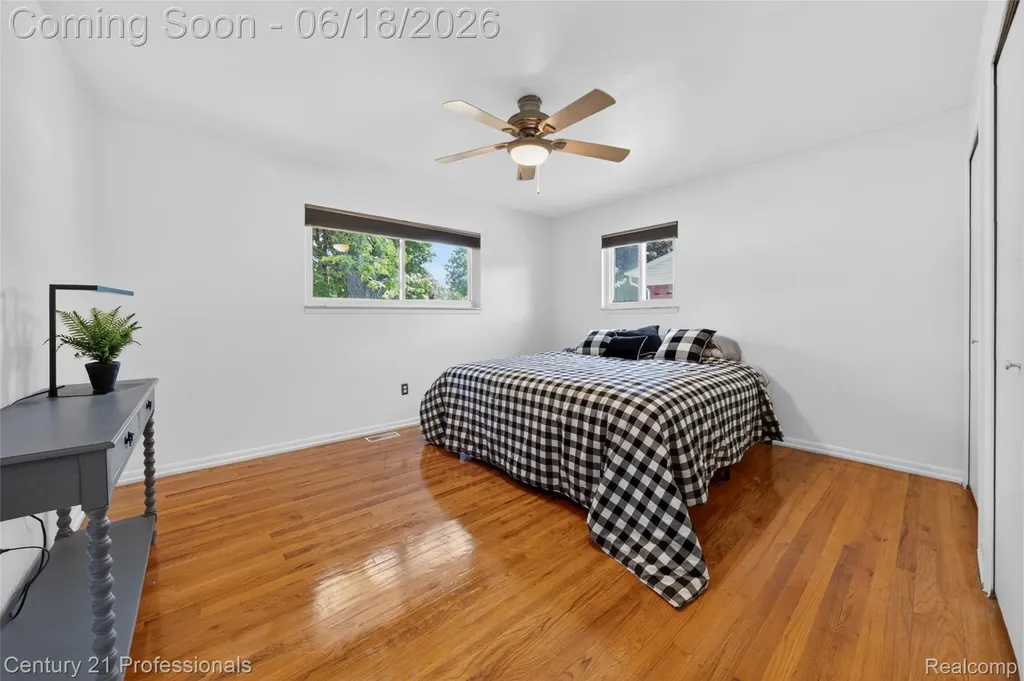 37717 Maas Drive Sterling Heights City MI 48312