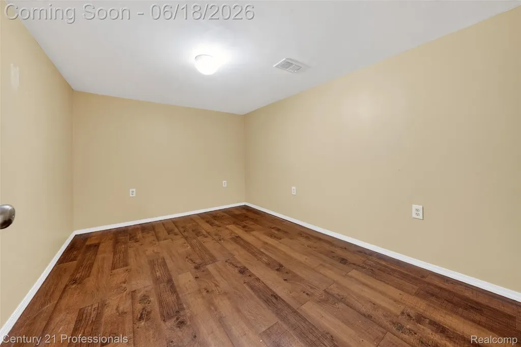 37717 Maas Drive Sterling Heights City MI 48312