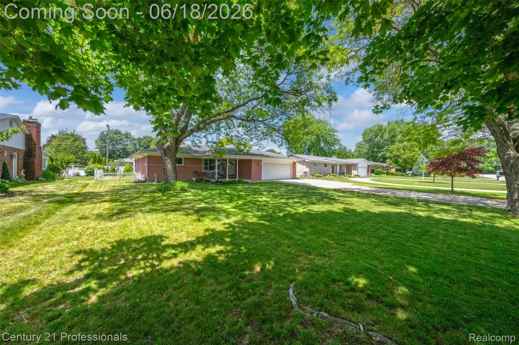 37717 Maas Drive Sterling Heights City MI 48312