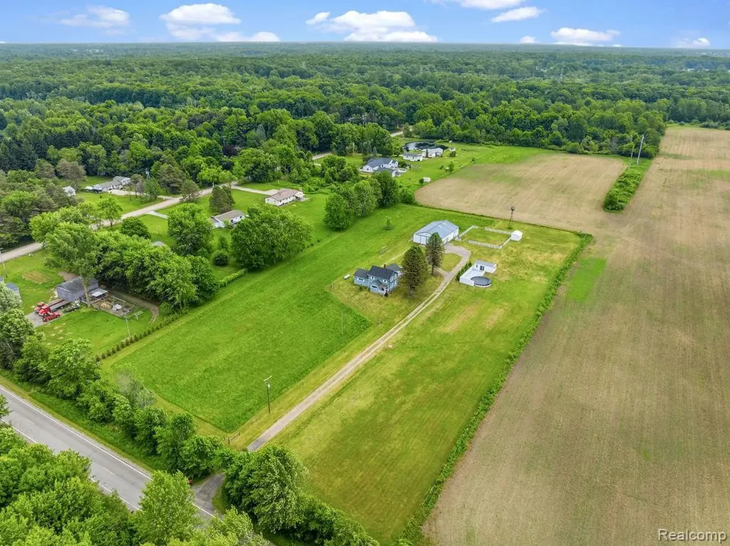 12466 N Center Road Thetford Township MI 48420