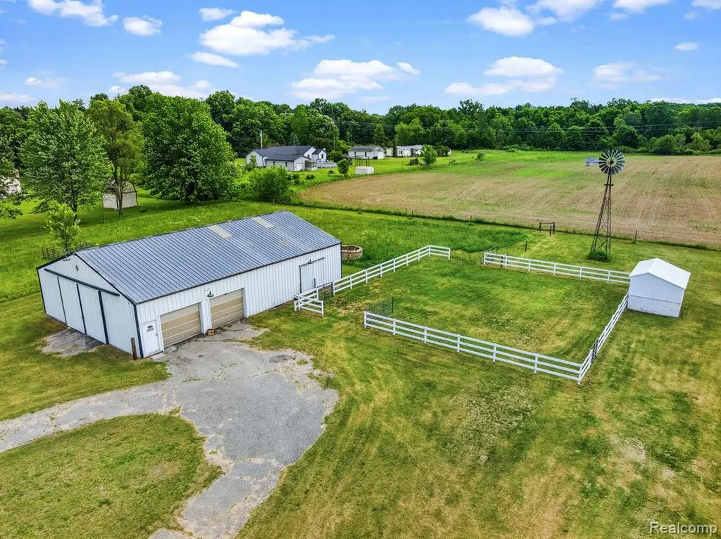 12466 N Center Road Thetford Township MI 48420