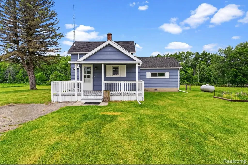 12466 N Center Road Thetford Township MI 48420