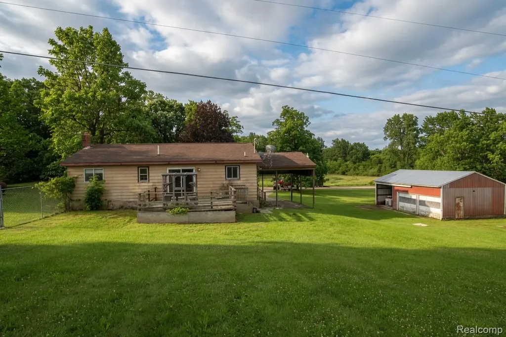 8040 Smith Road Argentine Township MI 48436