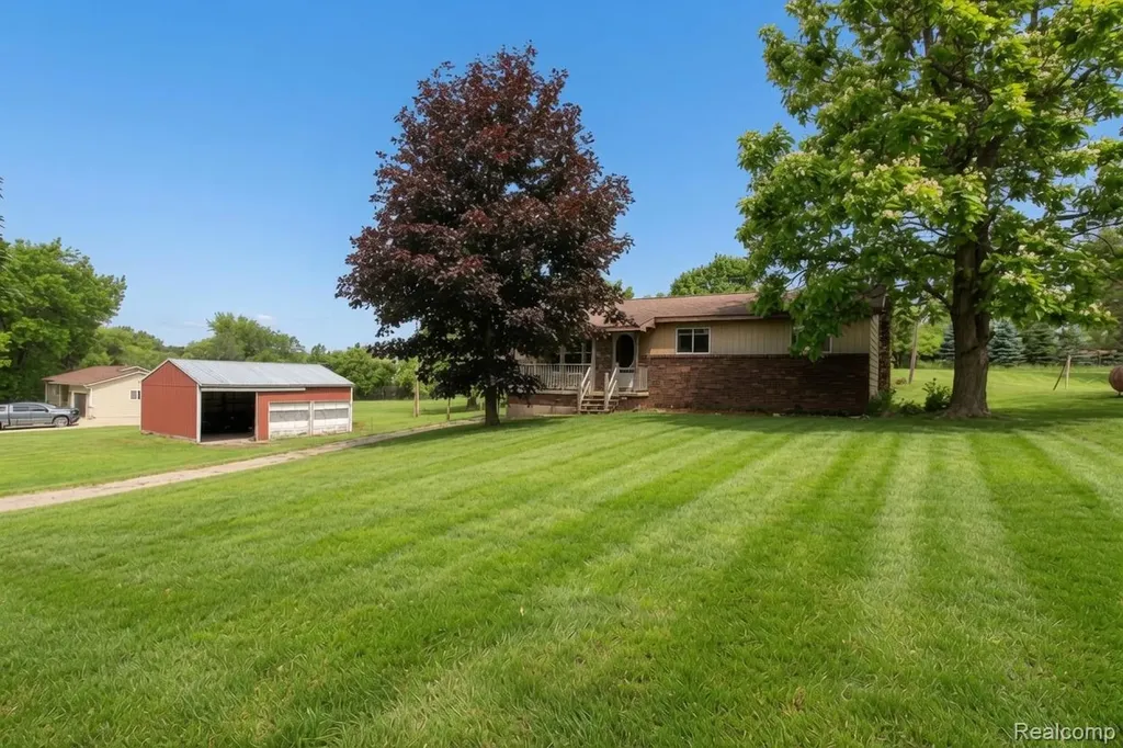 8040 Smith Road Argentine Township MI 48436