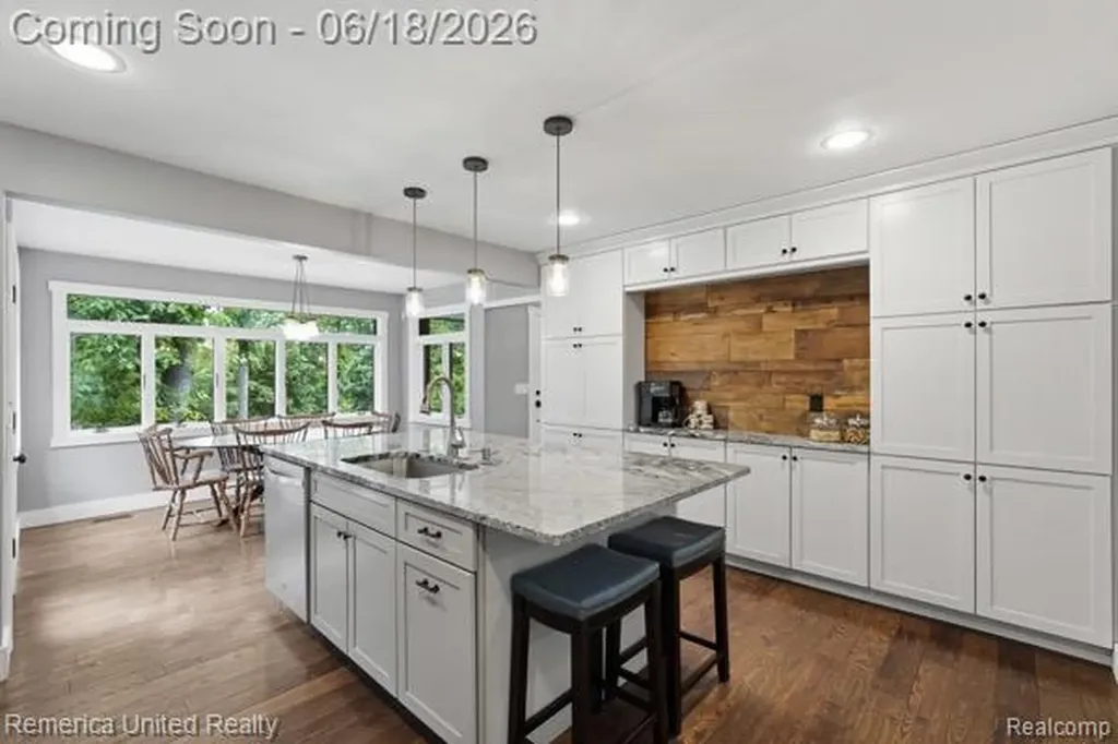 3175 Kensington Road Brighton Township MI 48380