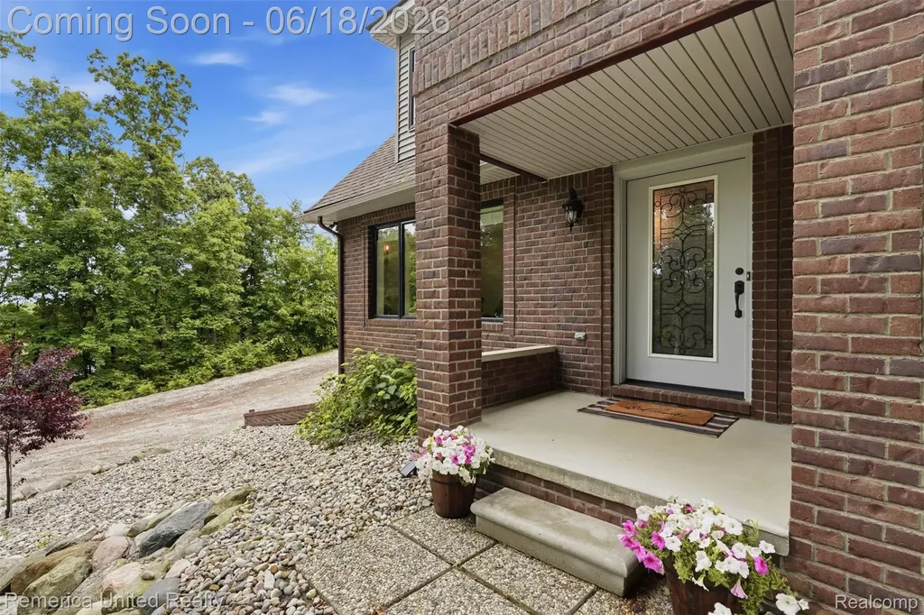 3175 Kensington Road Brighton Township MI 48380