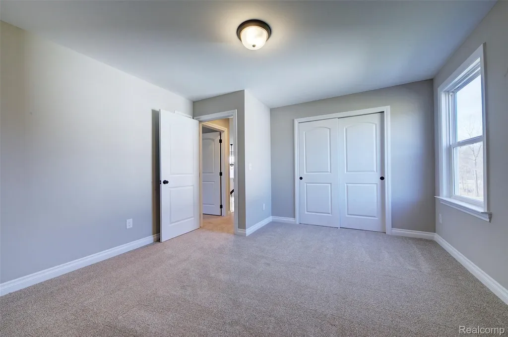 562 (moh72) Round Rock Drive Marion Township MI 48843