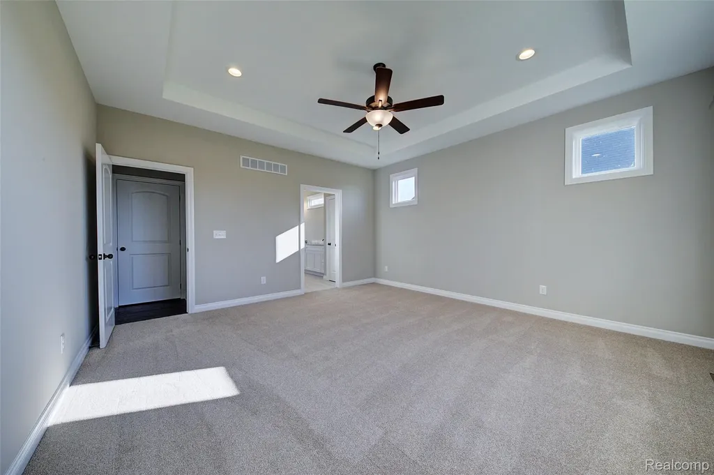562 (moh72) Round Rock Drive Marion Township MI 48843