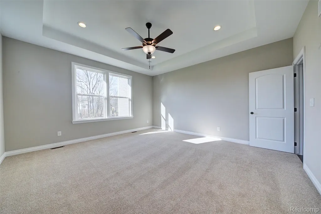 562 (moh72) Round Rock Drive Marion Township MI 48843