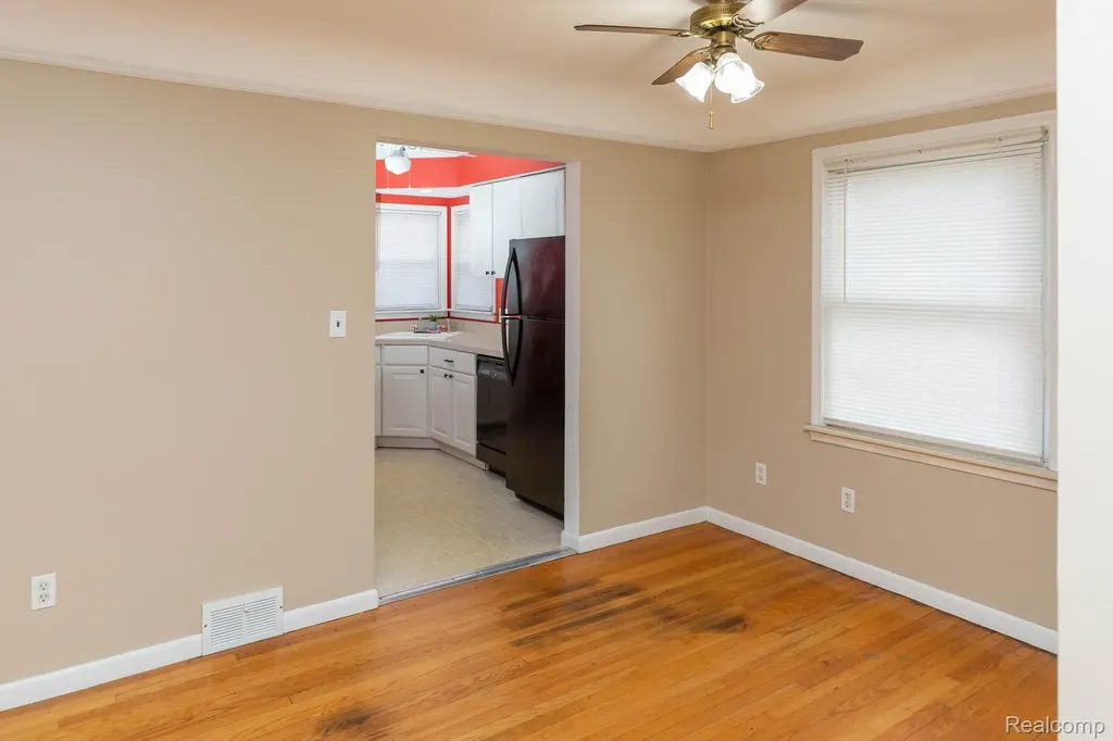 16696 Beech Daly Road Redford Charter Township MI 48240