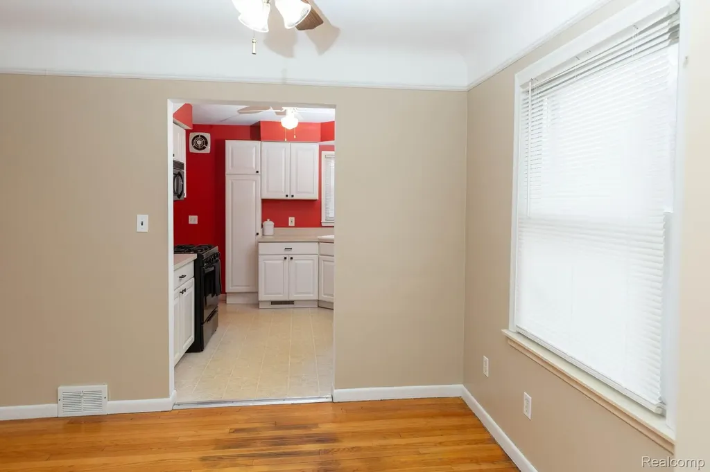 16696 Beech Daly Road Redford Charter Township MI 48240