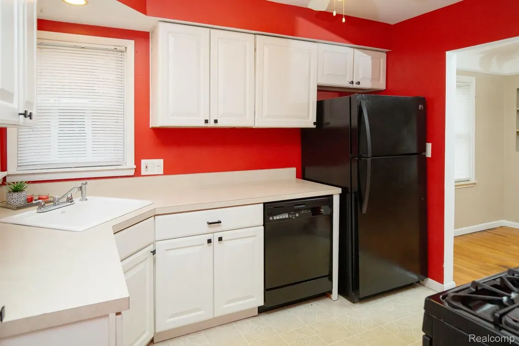 16696 Beech Daly Road Redford Charter Township MI 48240