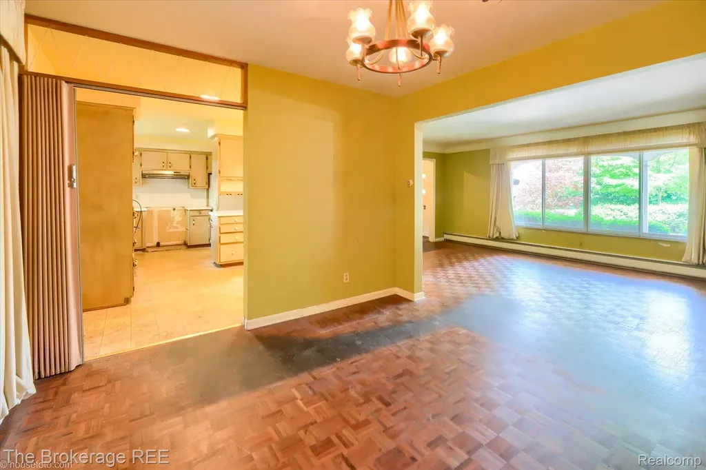 575 Bancroft Street Imlay City City MI 48444