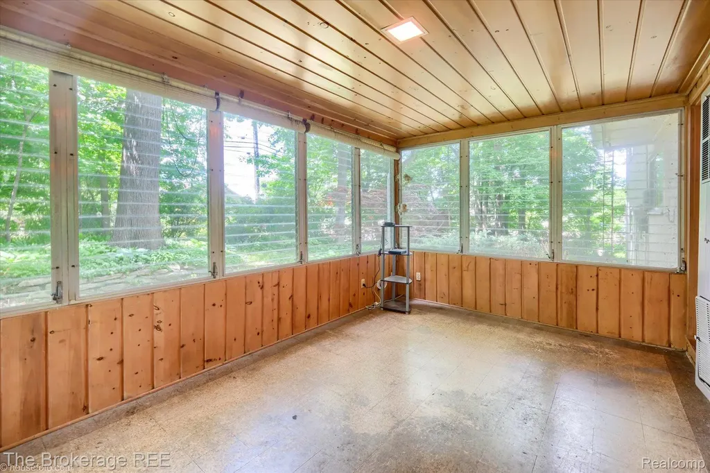 575 Bancroft Street Imlay City City MI 48444