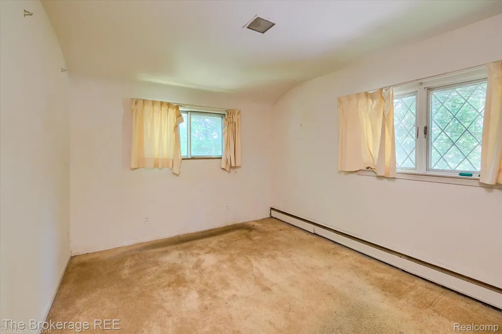 575 Bancroft Street Imlay City City MI 48444