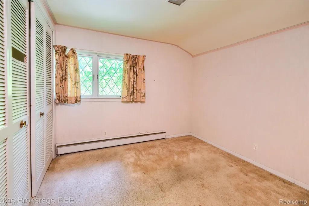 575 Bancroft Street Imlay City City MI 48444