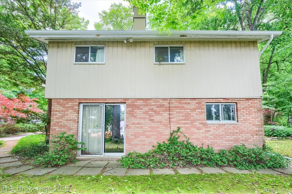 575 Bancroft Street Imlay City City MI 48444