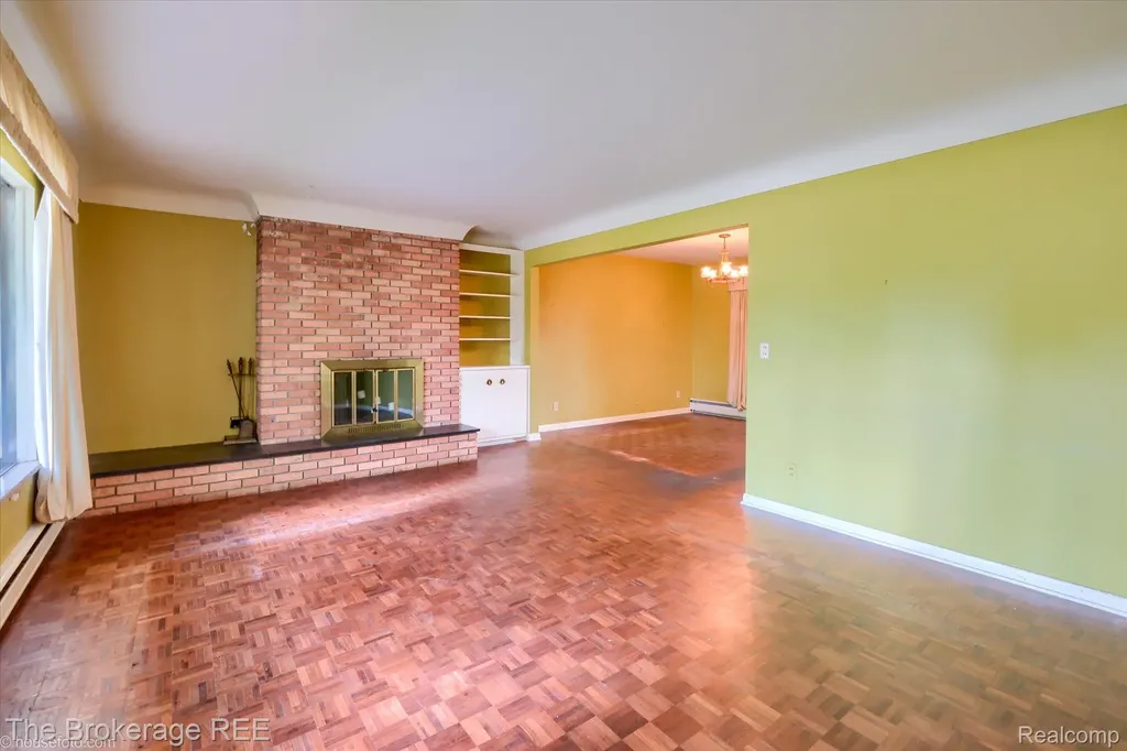 575 Bancroft Street Imlay City City MI 48444