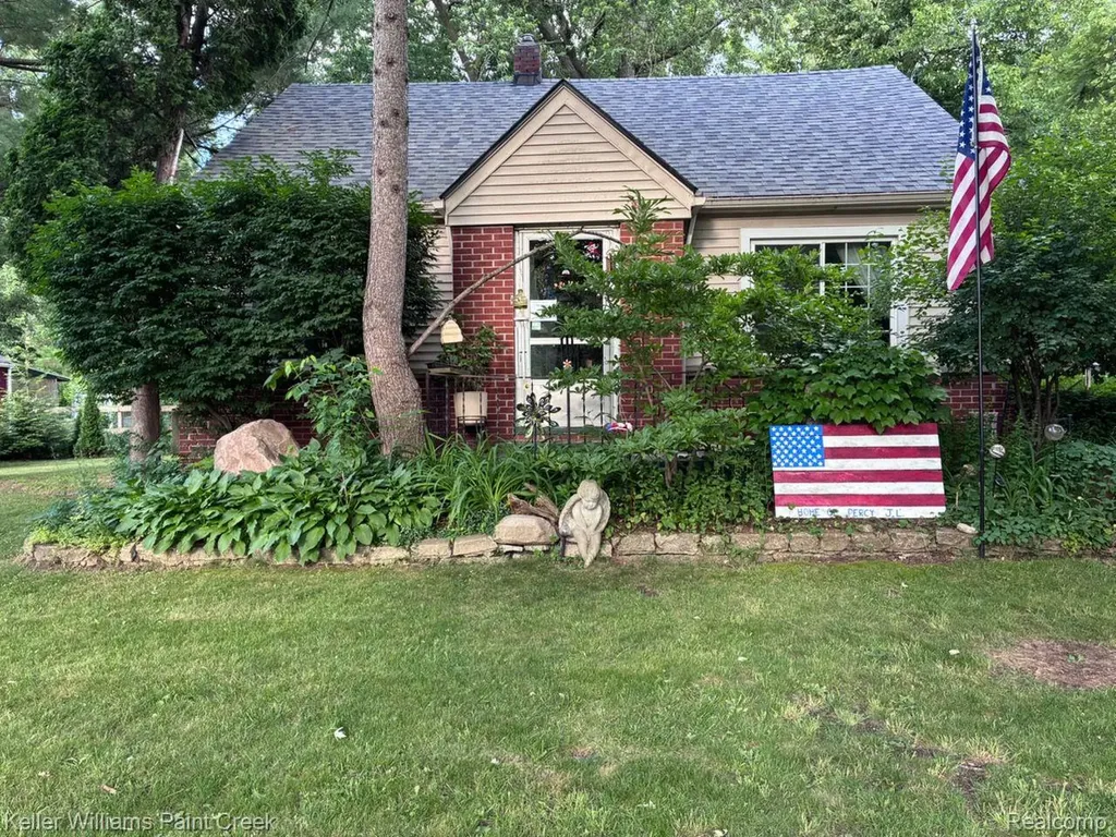 3265 Willet Avenue Rochester Hills City MI 48309